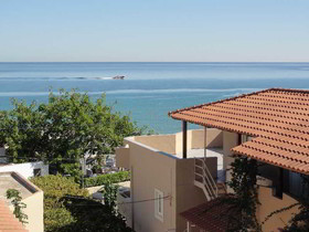 Nirvana Studios and Apartments