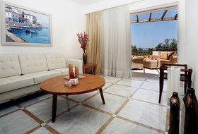 Pilot Beach Resort