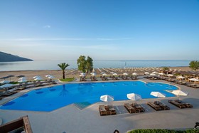 Pilot Beach Resort