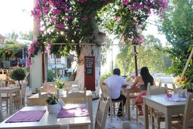 River Side Hotel