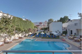 Tarra Hotel