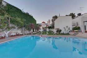Tarra Hotel