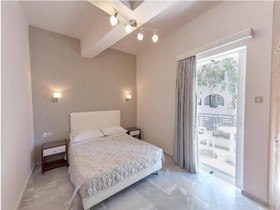 Tarra Hotel