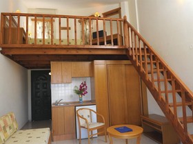 Vantaris Corner