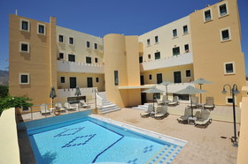 Vantaris Garden & Corner