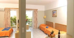 Vantaris Garden & Corner