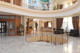 Vantaris Palace