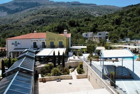 Alexander Hotel Gerakari