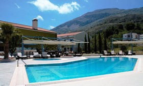 Alexander Hotel Gerakari