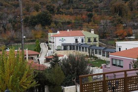 Alexander Hotel Gerakari
