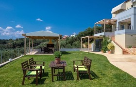 Athinais Villa