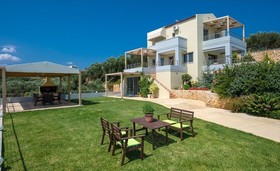 Athinais Villa