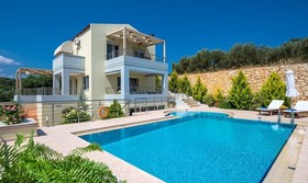 Athinais Villa