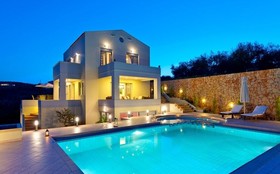 Athinais Villa