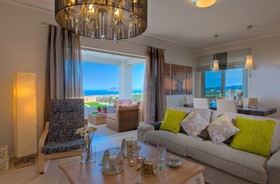 Athinais Villa