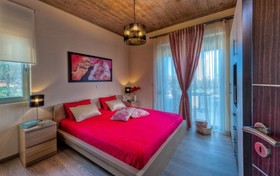 Athinais Villa