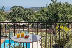 Chloe - Gerani Villas