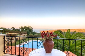 Elessa - Gerani Villas With Private Pool