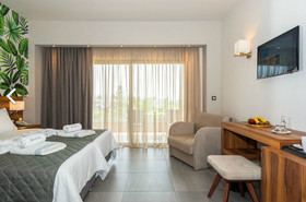 Solimar Aquamarine Hotel