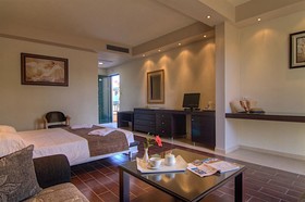 Solimar Aquamarine Hotel
