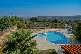 Gerani Villas