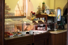 Erato Hotel