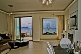Villas Beach Front Katrin