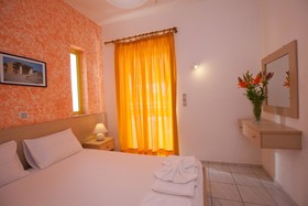 Cosmi Apartments By Estia