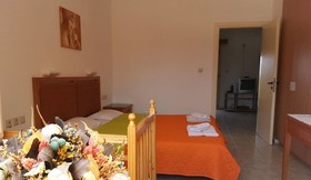 Fotis Studios & Apartments