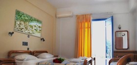 Kleanthi Studios & Apartments