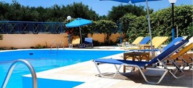 Kleanthi Studios & Apartments