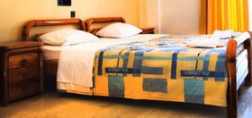 Kleanthi Studios & Apartments