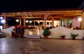 Noble Hotel & Suites