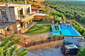 Luxury Holiday Villas Gouves