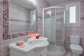 Romantic Evas Cottage