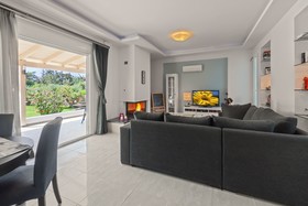 Romantic Evas Cottage