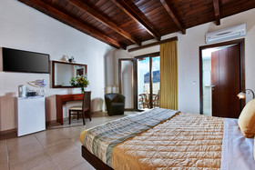 St. Constantin Hotel