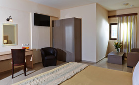 St. Constantin Hotel
