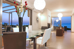 Villa Almyra