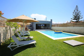 Villa Elpida