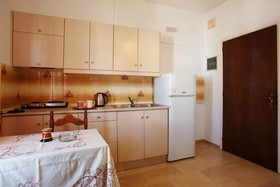 Albatross Studios and Apartments