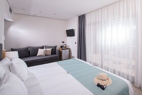 Athina Palace Resort & Spa