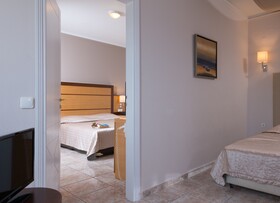 Athina Palace Resort & Spa