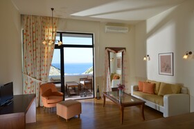Athina Palace Resort & Spa