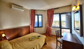 Athina Palace Resort & Spa