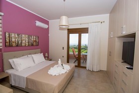 Cretan Vineyard Hill Villa
