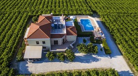 Cretan Vineyard Hill Villa