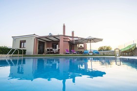 Cretan Vineyard Hill Villa