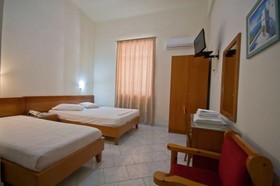 Hotel Lena