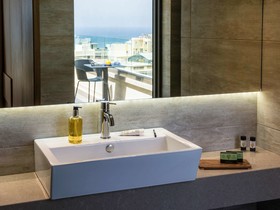 ibis Styles Heraklion Central Hotel